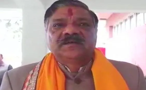 UP: गाड़ी पर लिखा है 'विधायक', इसलिए बीजेपी नेता के बेटे ने टोल कर्मचारी को पीट दिया