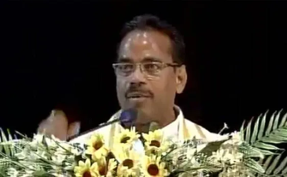 नीतीश के मंत्री का बेतुका बयान, पूछा- शहीद की अंतिम विदाई में जाकर जिंदा कर देते?