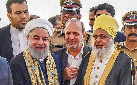 PHOTOS: ईरान के राष्ट्रपति रूहानी ने शिया-सुन्नी एकता के लिए मक्का मस्जिद में अदा की नमाज