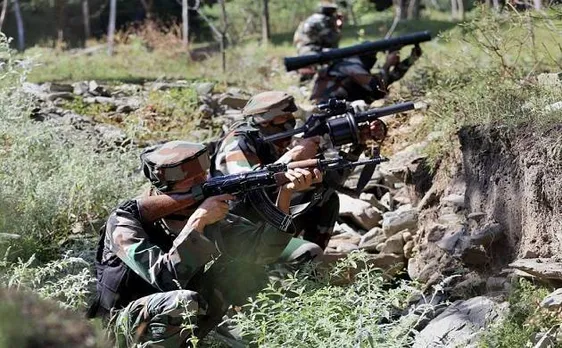 जम्मू कश्मीरः पाकिस्तान ने उरी सेक्टर में किया सीजफायर उल्लंघन, 3 लोग घायल