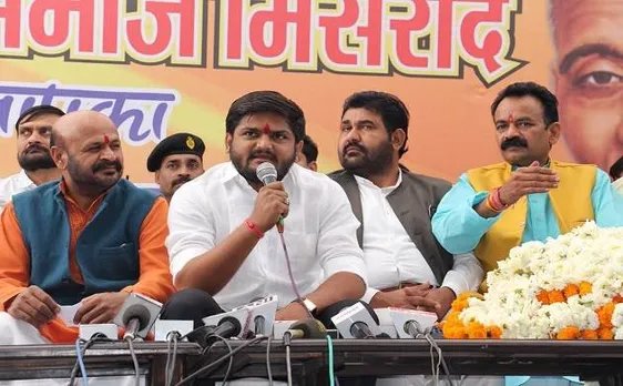 पाटीदार नेता हार्दिक पटेल से नहीं हटेगा देशद्रोह का मामला, आवेदन खारिज