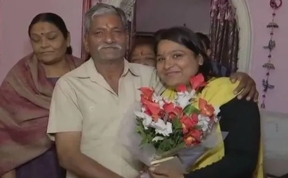 ऑटो चालक की बेटी पूनम तोदी ने टॉप की उत्तराखंड PCS-J 2016 की परीक्षा