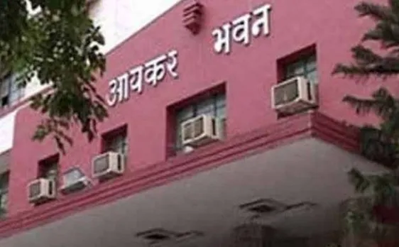 उत्तर प्रदेशः गुप्ता ब्रदर्स परिवार के ठिकानों पर आयकर विभाग ने की छापेमारी, दस्तावेज किये जब्त