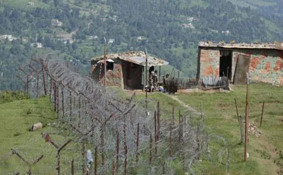 सरकार ने बताया, इस साल पाकिस्तान कर चुका है 633 बार सीज़फायर का उल्लंघन