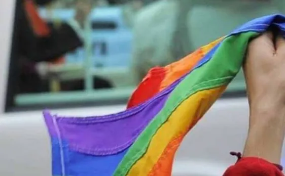 प. बंगाल : छात्राओं पर लेस्बियन होने का आरोप लगाने पर स्कूल की हुई आलोचना