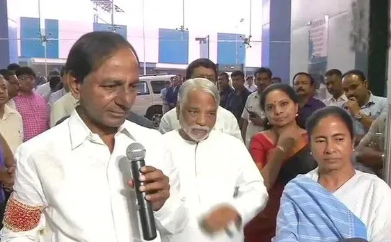 केसीआर-ममता मुलाकात: तीसरे मोर्चे के गठन पर चर्चा, कहा- ये एक अच्छी शुरुआत है