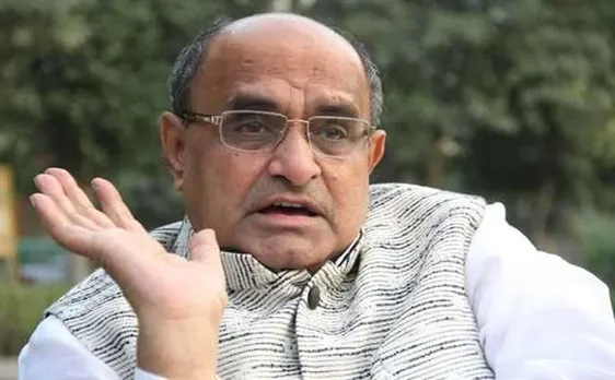 फेसबुक डेटा लीक: केसी त्यागी ने बेटे के नाम पर दी सफाई, तेजस्वी यादव ने कंपनी को बताया बीजेपी क्लाइंट