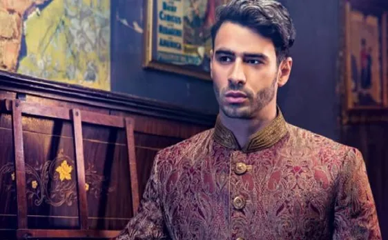 शादी में महिलाएं ही नहीं, पुरुष भी दिखेंगे स्मार्ट, अपनाएं ये TIPS