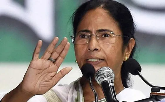 बीजेपी-आरएसएस पर भड़की ममता, पूछा, 'कभी राम को बंदूक के साथ देखा है क्या?'