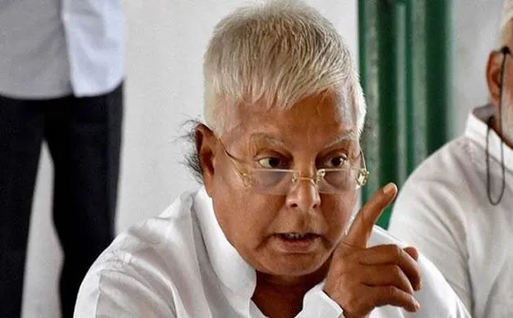 इलाज़ के लिए दिल्ली पहुंचे लालू यादव का बीजेपी-नीतीश पर निशाना, कहा- पूरे बिहार में हो रहा है दंगा