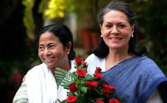 ममता से मिली सोनिया, कहा- बीजेपी के खिलाफ सबको साथ मिलकर लड़ना होगा
