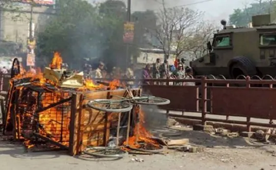बिहार: औरंगाबाद हिंसा के आरोप में गिरफ्तार बीजेपी कार्यकर्ता अनिल सिंह पुलिस हिरासत से भागा