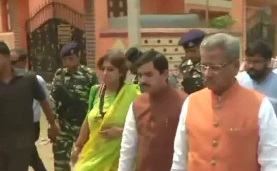 बंगाल : प्रतिबंध को चुनौती, BJP प्रतिनिधिमंडल ने किया तनावग्रस्त इलाकों का दौरा, शाह ने बनाई थी चार सदस्यीय टीम