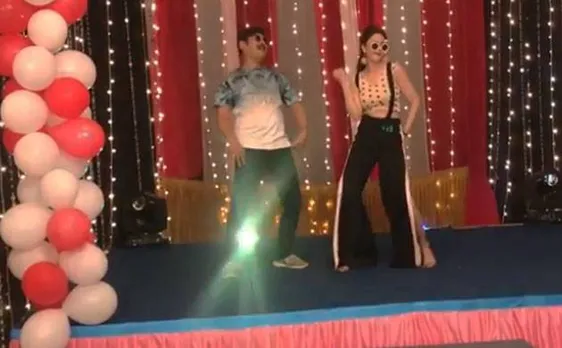 गोरी मेम ने तिवारी जी को अंखियों से मारी गोली,  गोविंदा के गाने पर थिरके स्टार्स