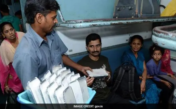 भारतीय रेल और आईआरसीटीसी की कैटरिंग सर्विस पर लगेगा 5 फीसदी जीएसटी