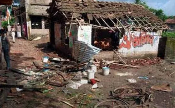 पश्चिम बंगाल पंचायत चुनाव में भड़की हिंसा, दिग्गज CPM नेता बासुदेब आचार्य घायल