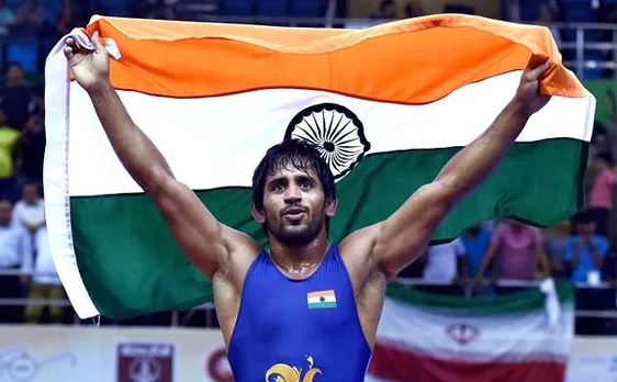 CWG 2018: भारत की झोली में 17वां गोल्ड, 65 KG फ्रीस्टाइल में बजरंग पुनिया जीते
