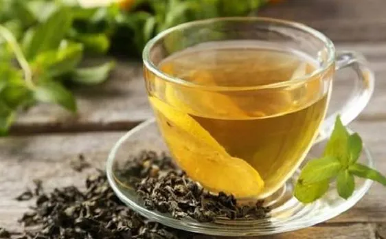 अगर आप भी करते हैं ग्रीन टी का इस्तेमाल तो हो जाइए सावधान, लिवर को पहुंच सकता है नुकसान