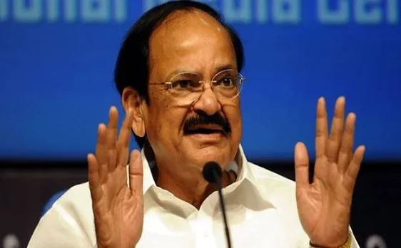 CJI दीपक मिश्रा के खिलाफ महाभियोग पर फैसला जल्द, वेंकैया नायडू ने विशेषज्ञों से मुलाकात कर ली राय