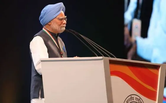 जन आक्रोश रैली में मनमोहन सिंह का मोदी सरकार पर हमला, कहा- लोकतंत्र खतरे में है