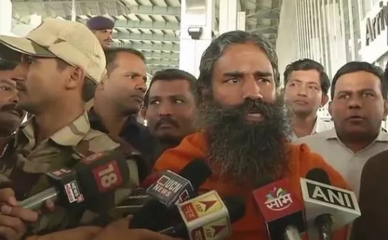 रामदेव ने तेजप्रताप को दी बधाई, लालू को दी योग की सलाह