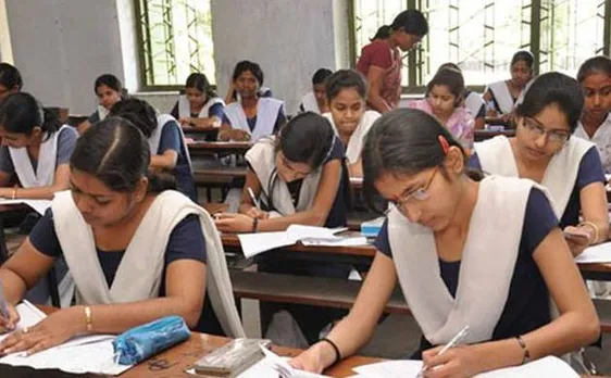 MP Board result 2018: 12वीं और 10वीं की परीक्षाओं में लड़कियों ने मारी बाजी