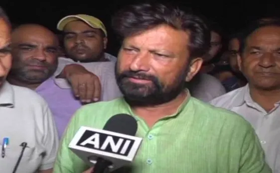 घाटी में सीजफायर उल्लंघन के लिए बीजेपी MLA ने महबूबा को ठहराया जिम्मेदार, कहा-इस औरत की जिद्द के कारण हो रही है गोलीबारी