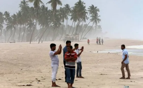 24 घंटे में महाराष्ट्र और गोवा के तट से टकराएगा 'मेकुनू' चक्रवात, मौसम विभाग ने जारी की चेतावनी