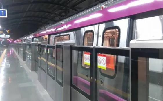 दिल्ली मेट्रो की मजेंटा लाइन को CM केजरीवाल ने दिखाई हरी झंडी