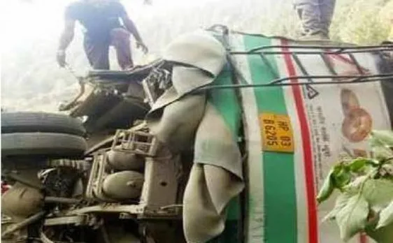 हिमाचल प्रदेश: शिमला जा रही बस दुर्घटनाग्रस्त, 7 की मौत