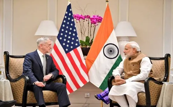सिंगापुर में अमेरिकी रक्षा मंत्री से मिले प्रधानमंत्री नरेंद्र मोदी