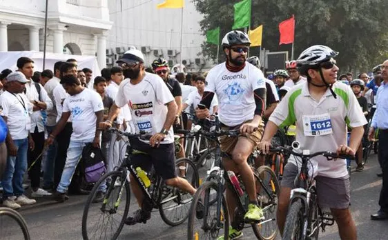 World Bicycle Day 2018: उपराष्ट्रपति ने साइकिल रैली को दिखाई हरी झंडी, दिल्ली को मिली स्मार्ट साइकिल