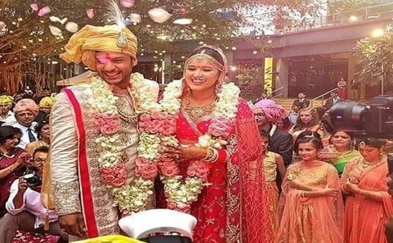 इंग्लैंड दौरे से पहले भारतीय बल्लेबाज मयंक अग्रवाल ने शुरू की एक नई पारी, गर्लफ्रेंड आशिता सूद से की शादी