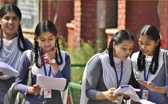 बिहार: बोर्ड की लापरवाही एक बार फिर आई सामने, छात्रों को मिले 35 में से 38 अंक