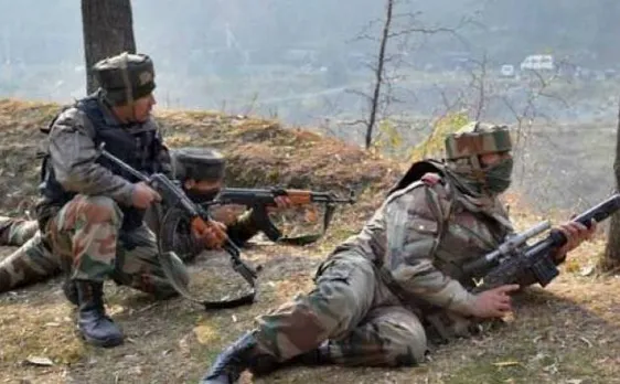 J&K: पुलवामा-अनंतनाग में सुरक्षाबलों पर आतंकी हमला, 2 पुलिसकर्मी शहीद