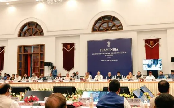 दिल्ली: पीएम मोदी की अध्यक्षता में नीति आयोग की चौथी बैठक शुरू,किसानों की आय पर होगी चर्चा
