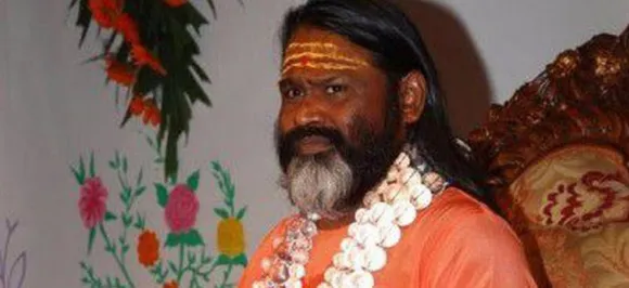रेप मामले के आरोपी दाती महाराज जांच में शामिल होने पहुंचे दिल्ली क्राइम ब्रांच के ऑफिस