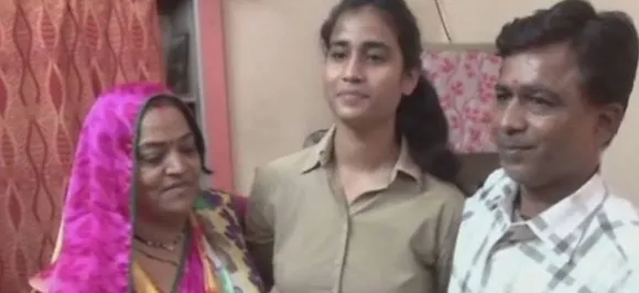 मध्यप्रदेश: चाय वाले की बेटी आंचल आसमान में भरेगी उड़ान, उड़ाएगी लड़ाकू विमान