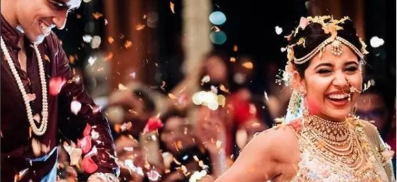 गोवा में श्वेता त्रिपाठी ने चैतन्य शर्मा से रचाई शादी, देखें तस्वीरें