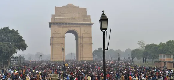 भूकंप के झटके से हिला दिल्ली-एनसीआर, दहशत में घरों से बाहर निकले लोग