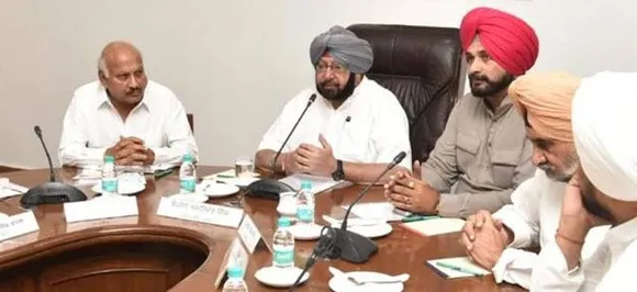 कांग्रेस की मुसीबत : तेलंगाना, गोवा और कर्नाटक के बाद अब पंजाब में उठापटक
