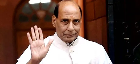 राजनाथ के कश्मीर दौरे का दूसरा दिन, बाबा बर्फानी के नहीं कर सकें दर्शन