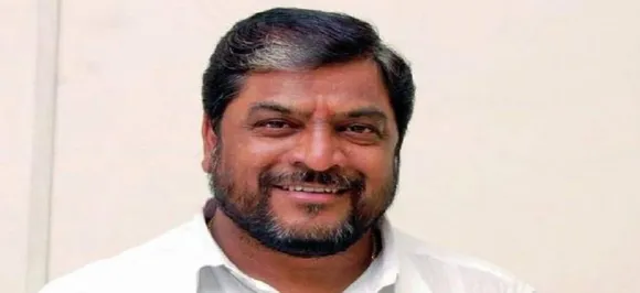किसानों की मांग नहीं मानने पर 16 जुलाई से मुंबई में दूध आपूर्ति होगी बंद: राजू शेट्टी