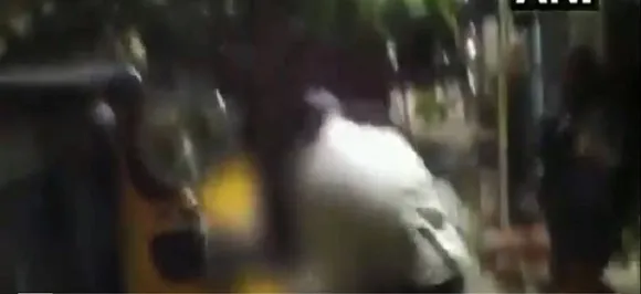 हैदराबाद: तीन साल के मासूम बच्चे पर मौत बनकर टूटा हैवान पिता, वीडियो सोशल मीडिया पर वायरल