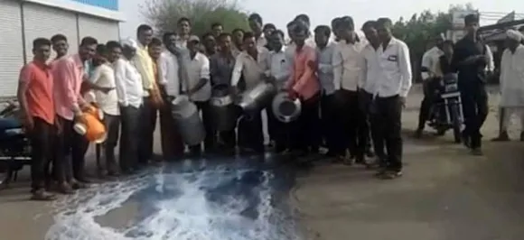 महाराष्ट्र सरकार का फैसला, किसानों के लिए दूध का न्यूनतम दर 25 रूपये किलो, 21 जुलाई से होगा लागू