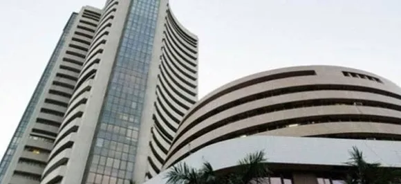 रूपये में गिरावट पर शेयर बाजार में रौनक, सेंसेक्स पहली बार 36,850 के पार, निफ्टी 11100 के ऊपर