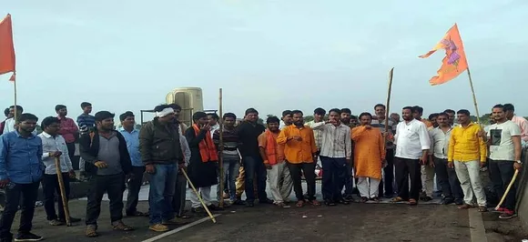 मराठा आरक्षण आंदोलन कई जिलों में हिंसक हुआ, कई घायल, आज मुंबई बंद