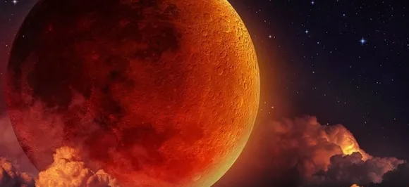 Lunar Eclipse 2018: शुक्रवार को लगेगा 21वीं सदी का सबसे लंबा चंद्र ग्रहण, बिना किसी उपकरण के देखा जा सकेगा ब्लड मून