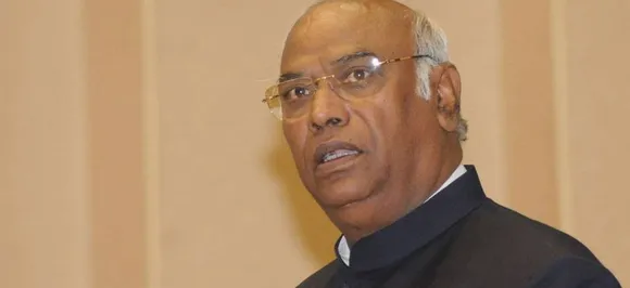 SC/ST विधेयक को लेकर खड़गे का सरकार पर तंज, कहा- देर कर दी जनाब आते-आते