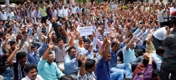 सातवां वेतन आयोग: इस राज्य के 17 लाख कर्मचारी आज से हड़ताल पर